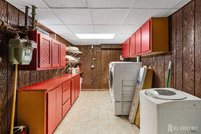 34 Brookside Avenue, Old Bridge, NJ 08857