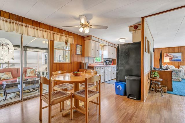 3208 OAKWOOD BOULEVARD S, Sarasota, FL 34237