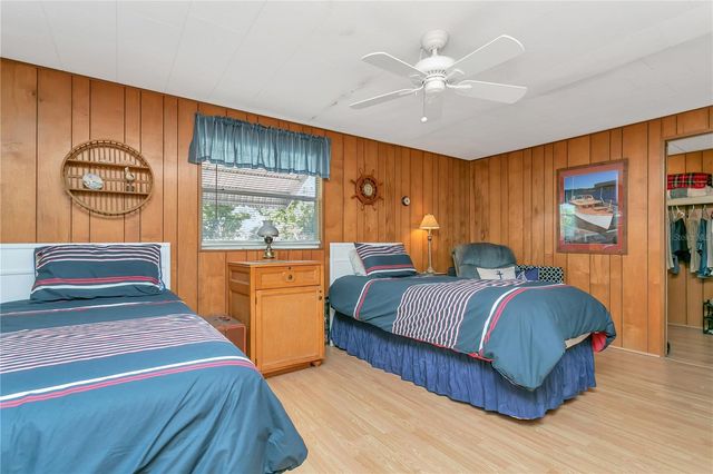 3208 OAKWOOD BOULEVARD S, Sarasota, FL 34237