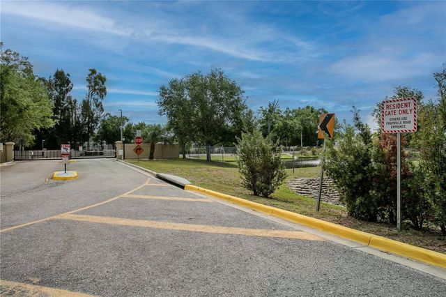 3208 OAKWOOD BOULEVARD S, Sarasota, FL 34237