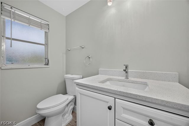 1628 N Flossmoor RD, Fort Myers, FL 33919