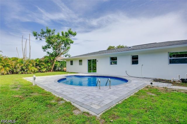 1628 N Flossmoor RD, Fort Myers, FL 33919