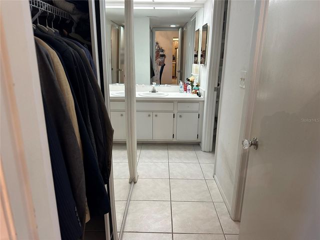 618 BIRD BAY DRIVE S 201, Venice, FL 34285