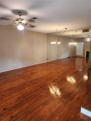 7399 Regency Square Court 7399, Houston, TX 77036