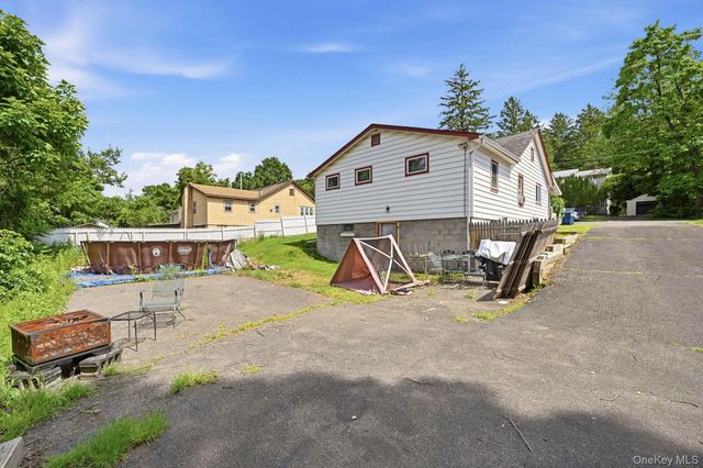 7 Highland Avenue, Kerhonkson, NY 12446
