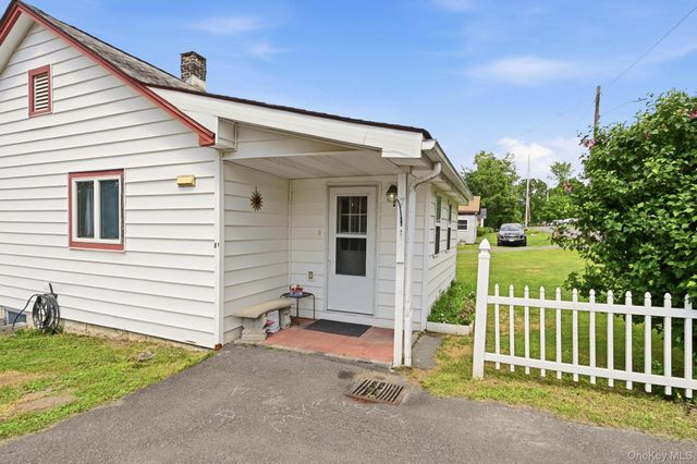 7 Highland Avenue, Kerhonkson, NY 12446