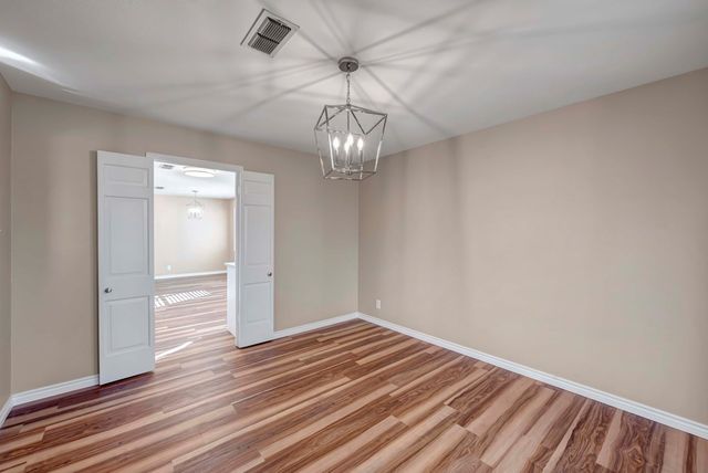 4 Metz Court, Midland, TX 79705