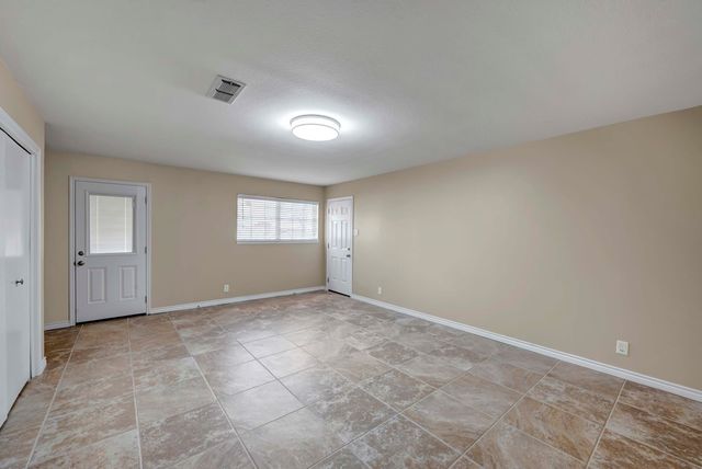 4 Metz Court, Midland, TX 79705