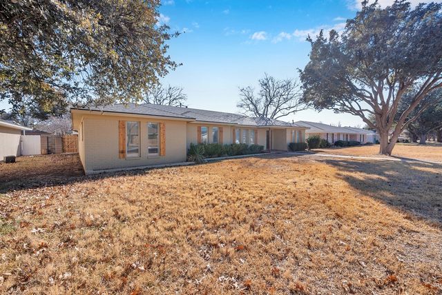 4 Metz Court, Midland, TX 79705