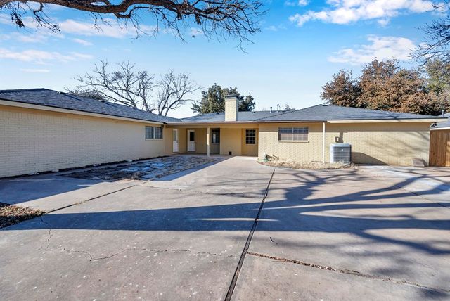 4 Metz Court, Midland, TX 79705