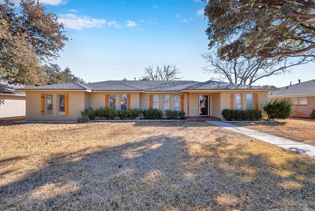 4 Metz Court, Midland, TX 79705