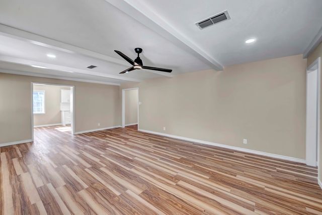 4 Metz Court, Midland, TX 79705