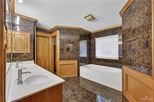 304 Bluebird Avenue, Mcallen, TX 78504