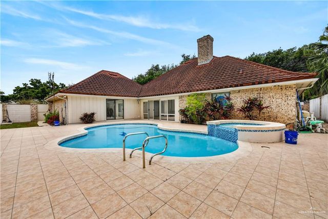 304 Bluebird Avenue, Mcallen, TX 78504