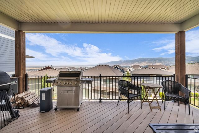 171 E EDGECREST LN, North Salt Lake, UT 84054