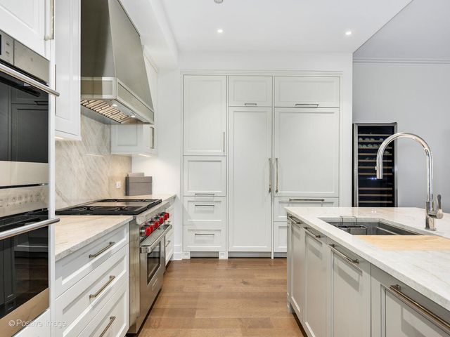 435 N Michigan Avenue 611, Chicago, IL 60611