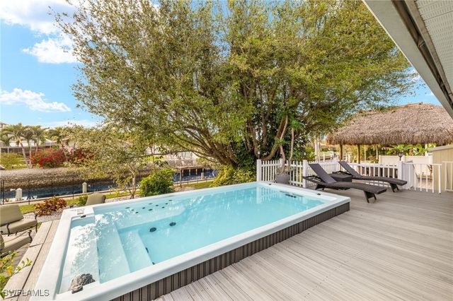 27130 Holly LN, Bonita Springs, FL 34135