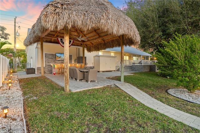 27130 Holly LN, Bonita Springs, FL 34135