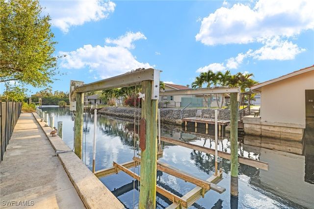 27130 Holly LN, Bonita Springs, FL 34135