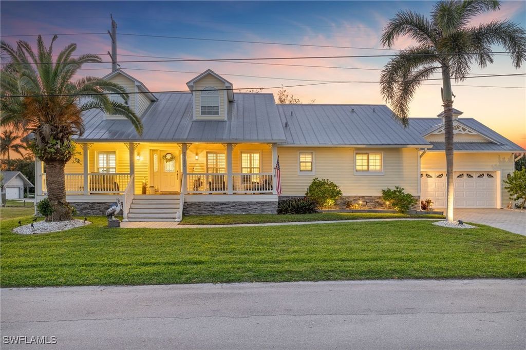 27130 Holly LN, Bonita Springs, FL 34135