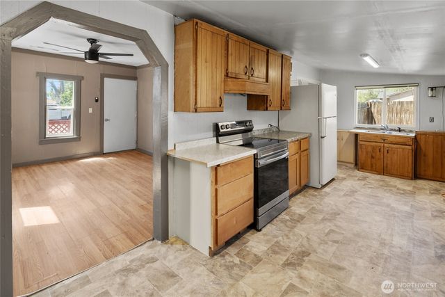 208 N Spokane Street, Kittitas, WA 98934