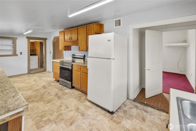 208 N Spokane Street, Kittitas, WA 98934