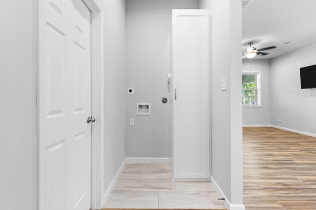 1505 Hussion Street, Houston, TX 77003