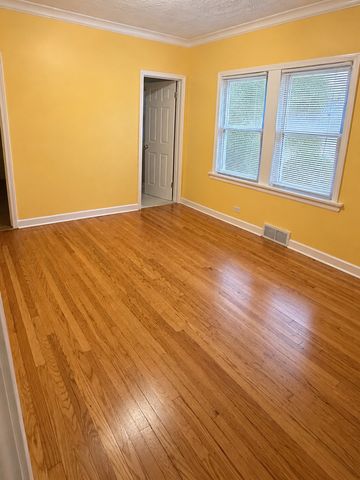 331 23rd Avenue, Bellwood, IL 60104