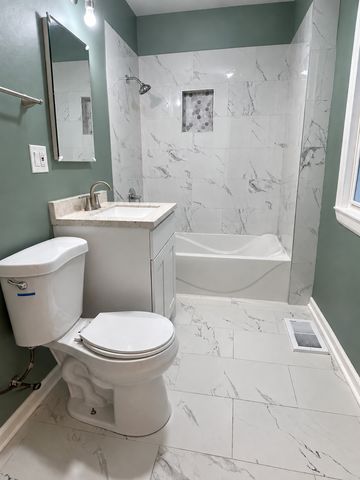 331 23rd Avenue, Bellwood, IL 60104