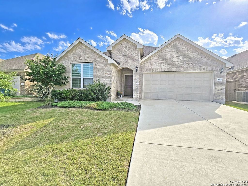 565 Rosemellow, New Braunfels, TX 78132