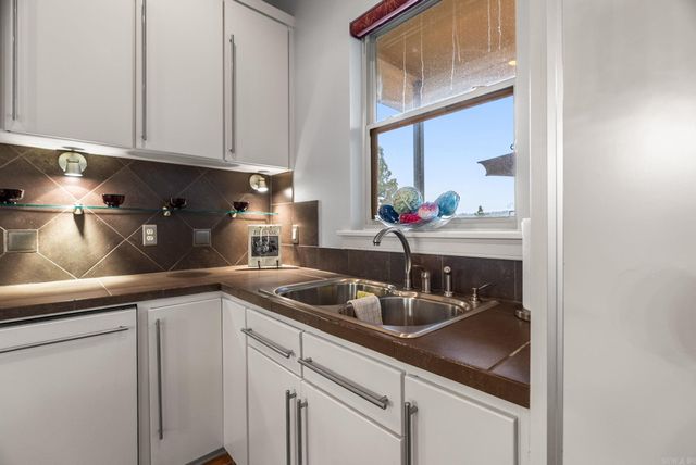 7 Crystal Mountain Cove, Maumelle, AR 72113