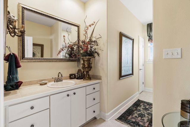 7 Crystal Mountain Cove, Maumelle, AR 72113