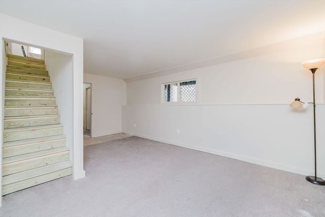 25 Highstone St, Taunton, MA 02718