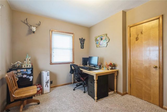 285 15th Street, Marion, IA 52302