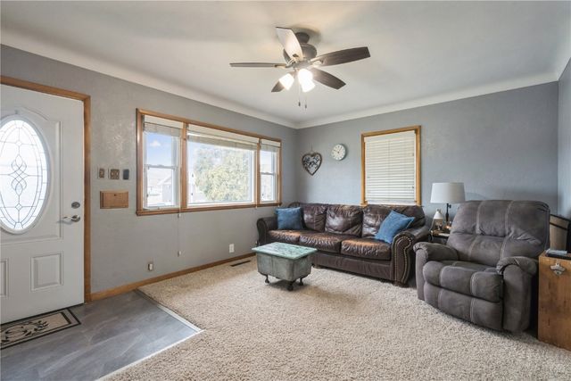 285 15th Street, Marion, IA 52302