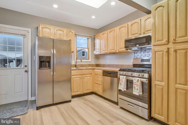 309 GEORGE AVE, Essex, MD 21221