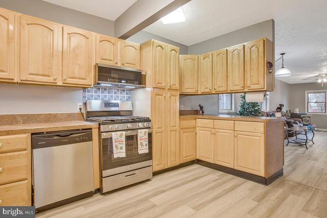 309 GEORGE AVE, Essex, MD 21221