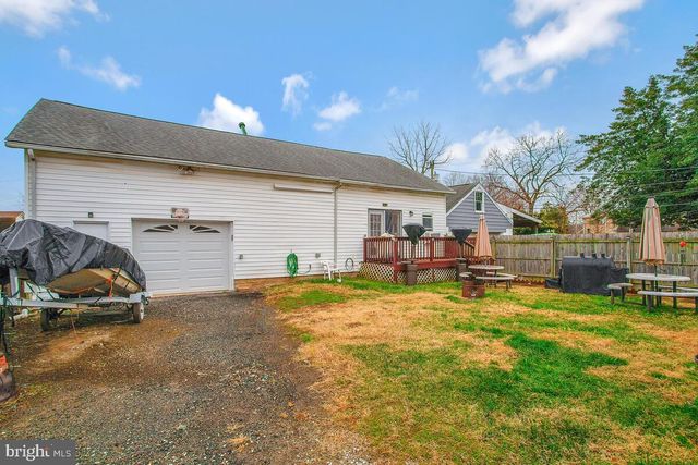 309 GEORGE AVE, Essex, MD 21221