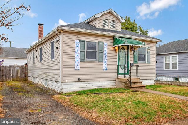 309 GEORGE AVE, Essex, MD 21221