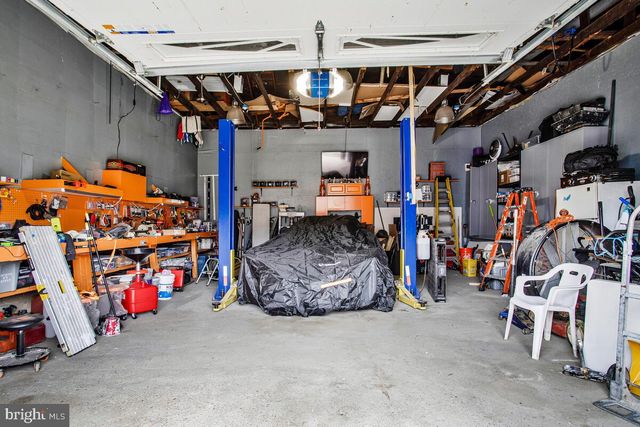 309 GEORGE AVE, Essex, MD 21221