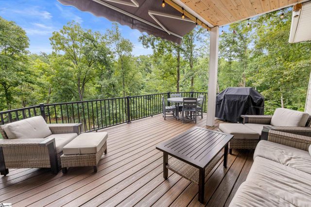 142 W. Bay View Drive, Seneca, SC 29672