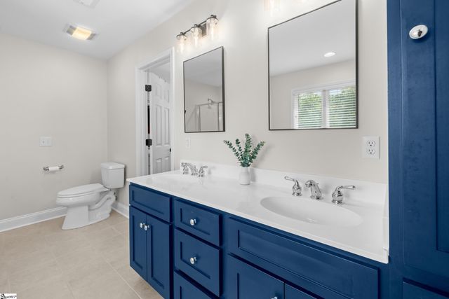 142 W. Bay View Drive, Seneca, SC 29672