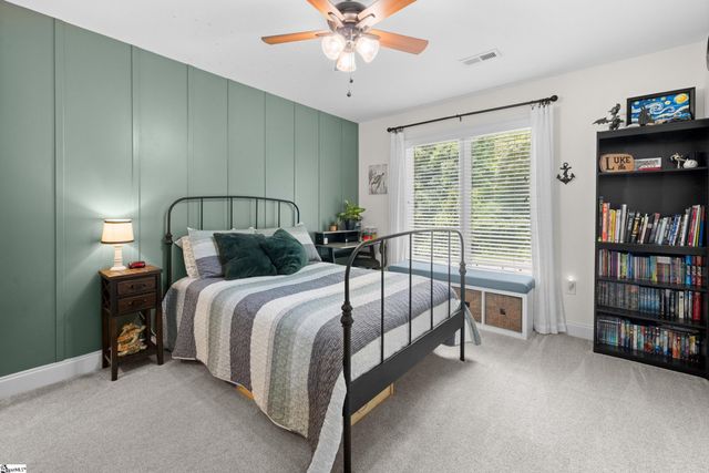 142 W. Bay View Drive, Seneca, SC 29672