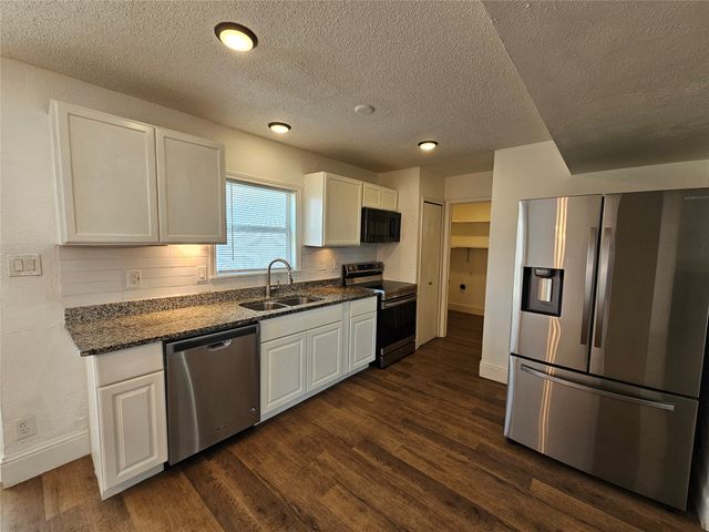 4273 Keys Drive, The Colony, TX 75056