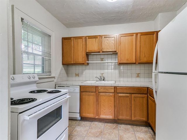 2837 NW 18th Street, Oklahoma City, OK 73107