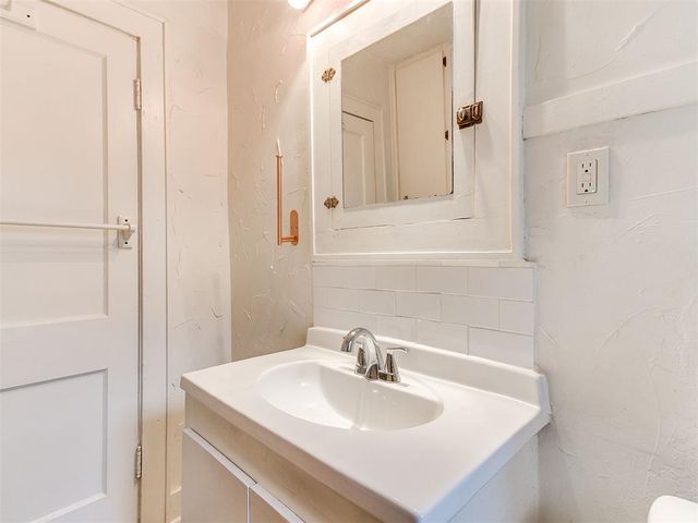 2837 NW 18th Street, Oklahoma City, OK 73107