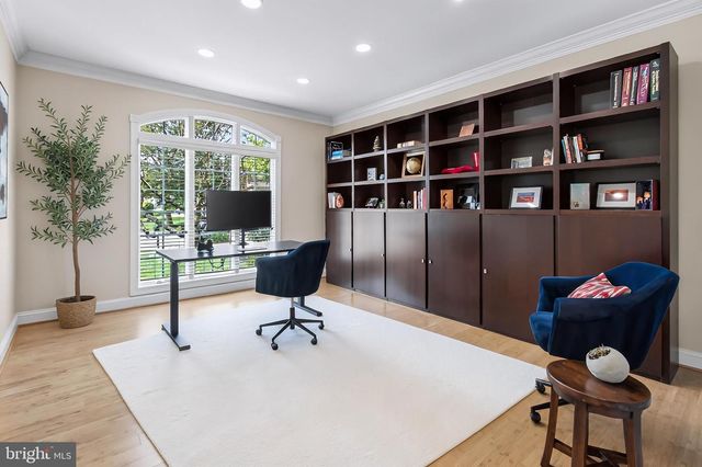 42774 GLENSIDE DR, Brambleton, VA 20148