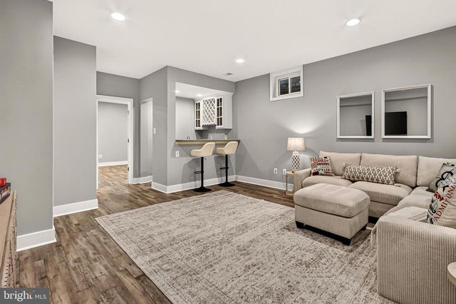 42774 GLENSIDE DR, Brambleton, VA 20148