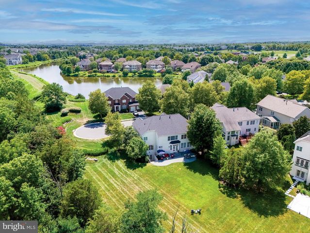 42774 GLENSIDE DR, Brambleton, VA 20148