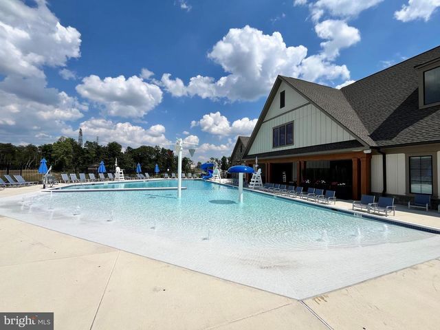 42774 GLENSIDE DR, Brambleton, VA 20148